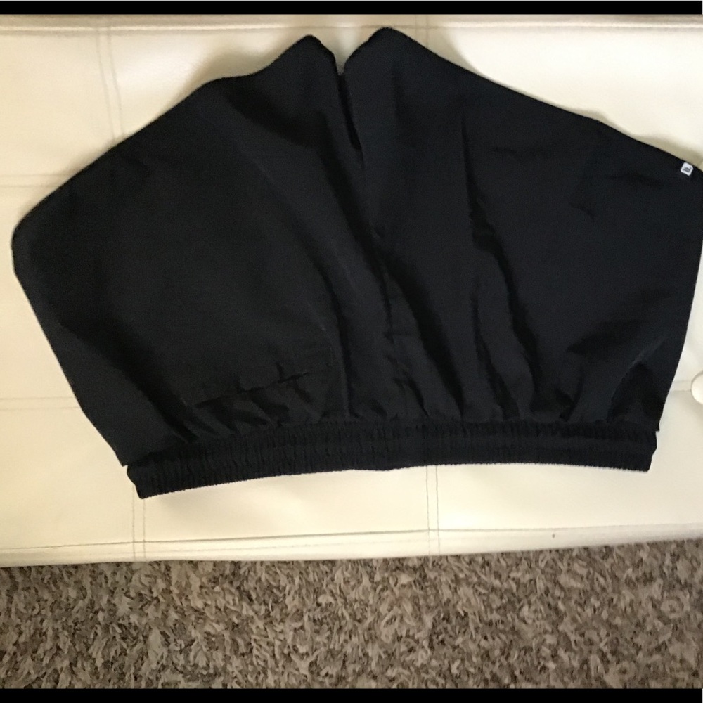 Fabletics shorts - Picture 4 of 5